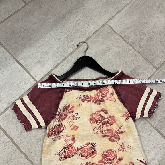 We The Free Free People Floral Raglan Tee XS - Picture 6 of 10